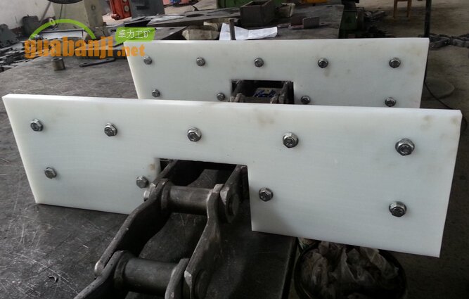 新型超高分子量聚乙烯刮板特點(diǎn) 新型超高分子量聚乙烯刮板特點(diǎn)